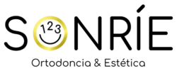 Logo Sonríe 123 Ortodoncia & Estética.